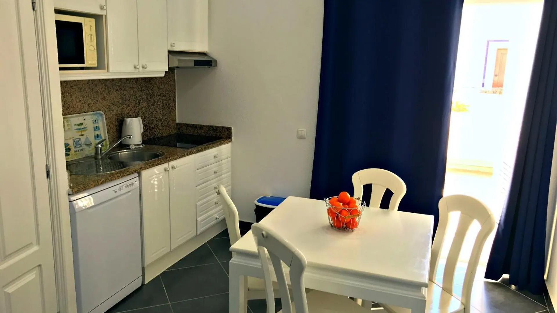 Borda D'Agua, Praia Da Oura Apartment Albufeira 0*,  Португалия